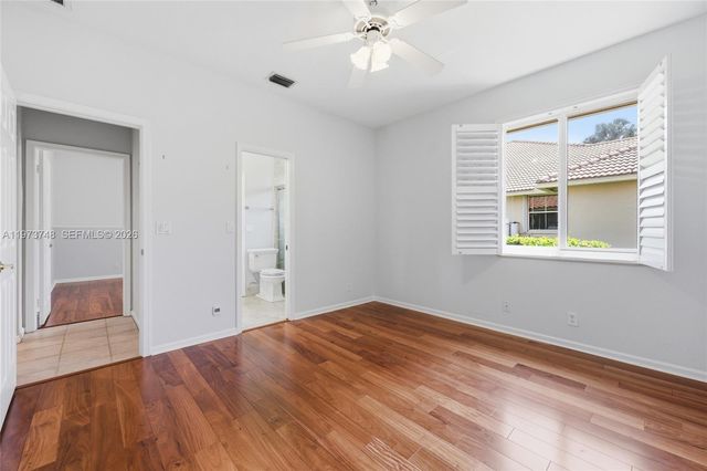 158 Dockside Cir, Weston, FL 33327