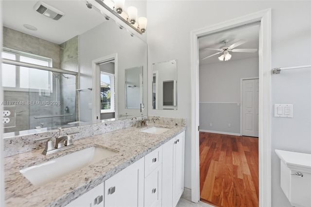 158 Dockside Cir, Weston, FL 33327