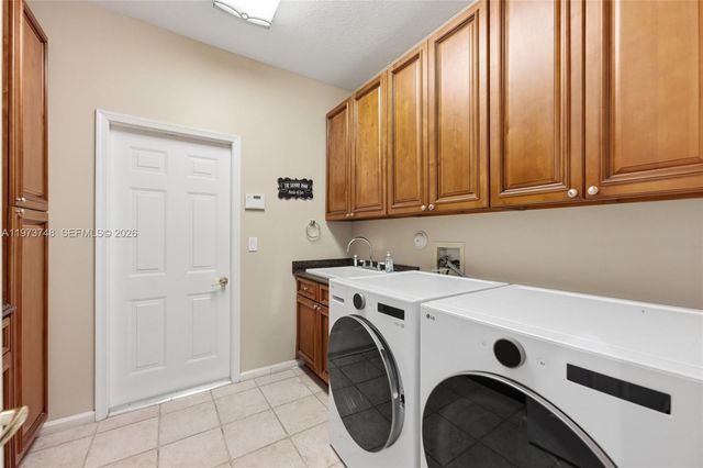 158 Dockside Cir, Weston, FL 33327