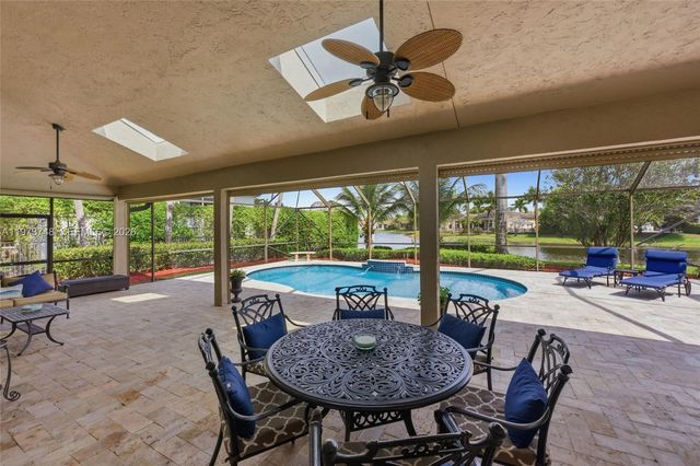 158 Dockside Cir, Weston, FL 33327