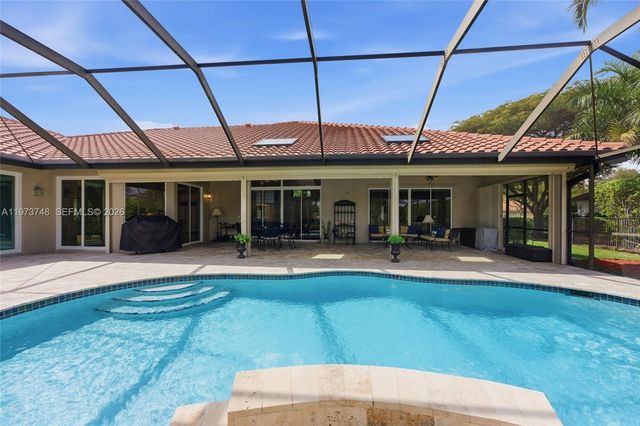 158 Dockside Cir, Weston, FL 33327