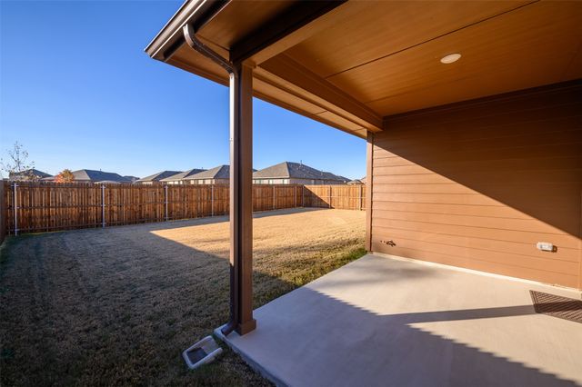 4308 Lost Creek Road, Denton, TX 76210