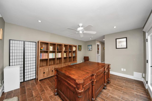 3 Hidden Deer Corner Court, The Woodlands, TX 77381