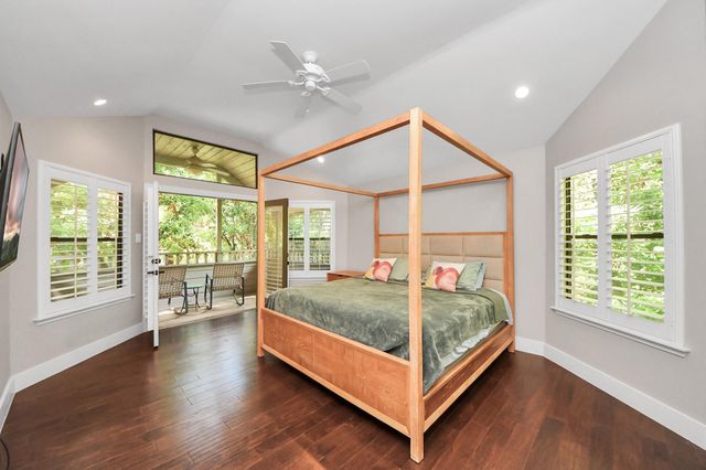 3 Hidden Deer Corner Court, The Woodlands, TX 77381