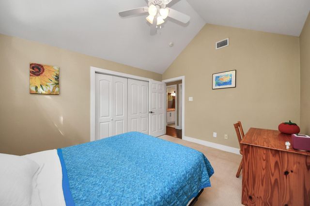 3 Hidden Deer Corner Court, The Woodlands, TX 77381