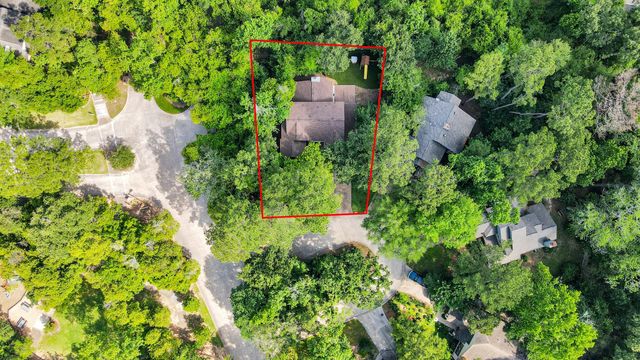 3 Hidden Deer Corner Court, The Woodlands, TX 77381