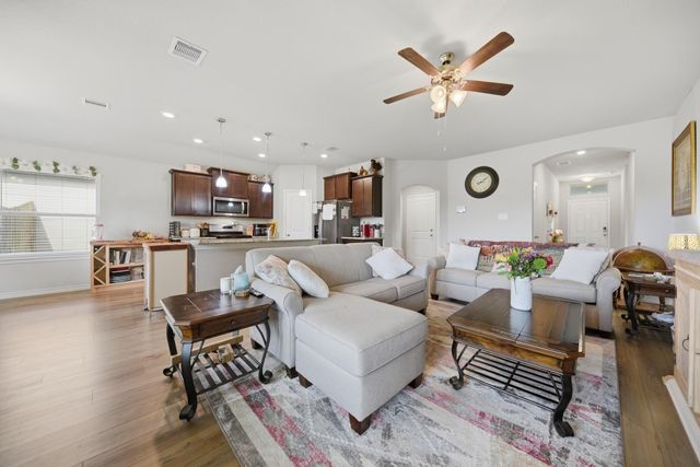 803 Davy Street, Brenham, TX 77833