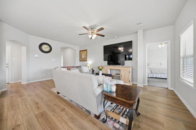 803 Davy Street, Brenham, TX 77833