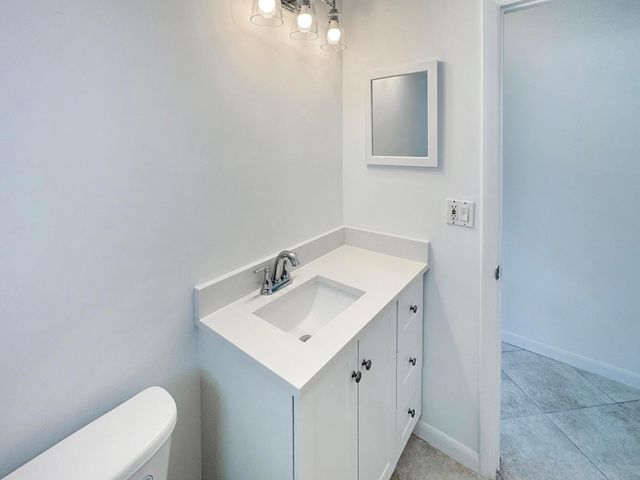 514 SW 20th Street, Boynton Beach, FL 33426