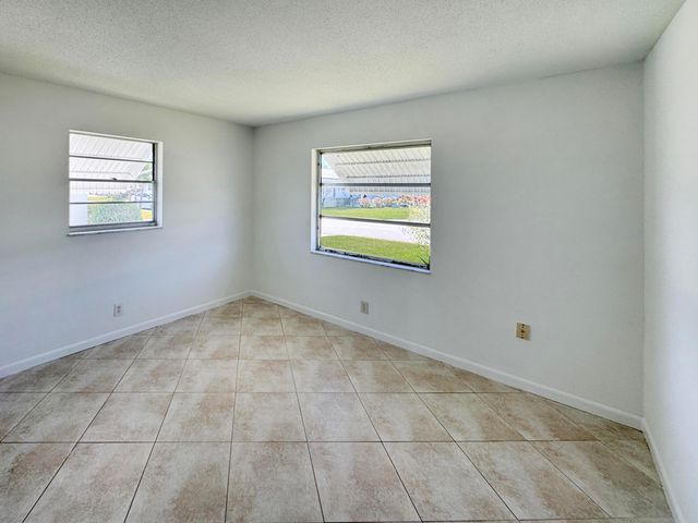 514 SW 20th Street, Boynton Beach, FL 33426
