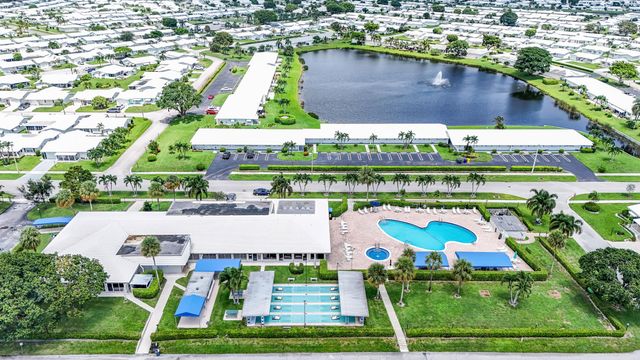 514 SW 20th Street, Boynton Beach, FL 33426