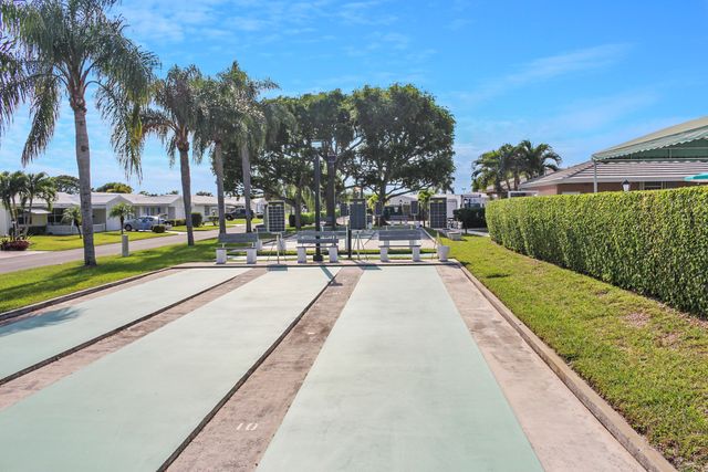 514 SW 20th Street, Boynton Beach, FL 33426