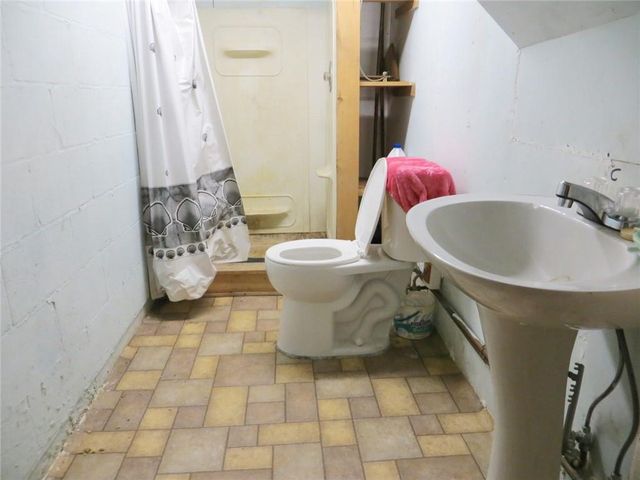 301 Church Street, Thorp, WI 54771