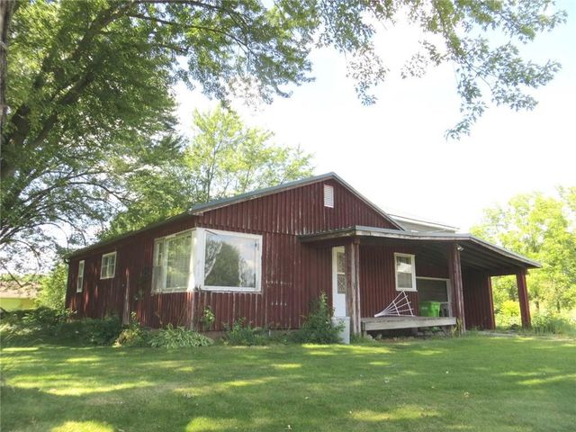 301 Church Street, Thorp, WI 54771