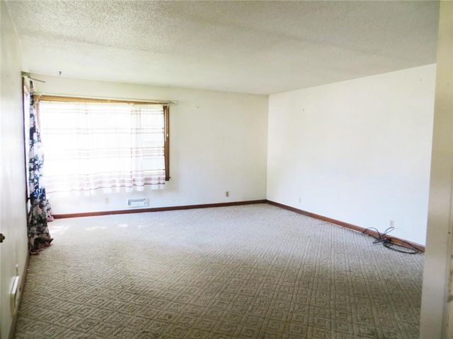 301 Church Street, Thorp, WI 54771