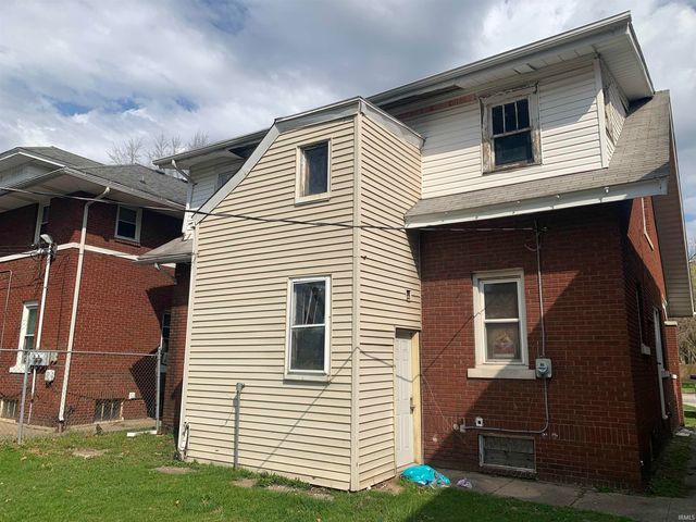 2122 Lincoln Way W Way, South Bend, IN 46628