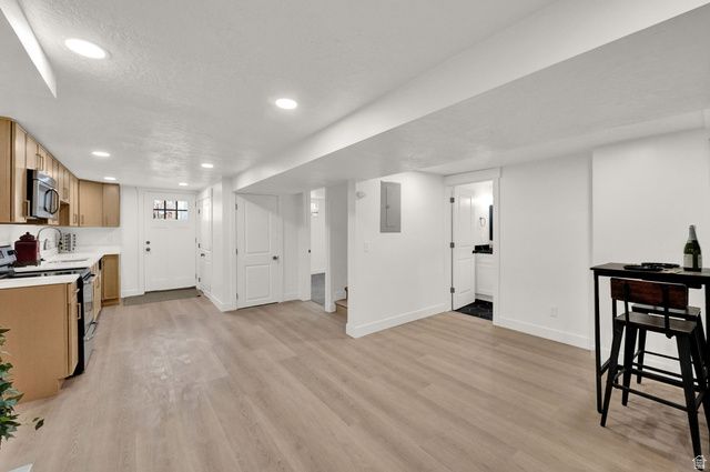 864 S 1100 ST, Salt Lake City, UT 84104