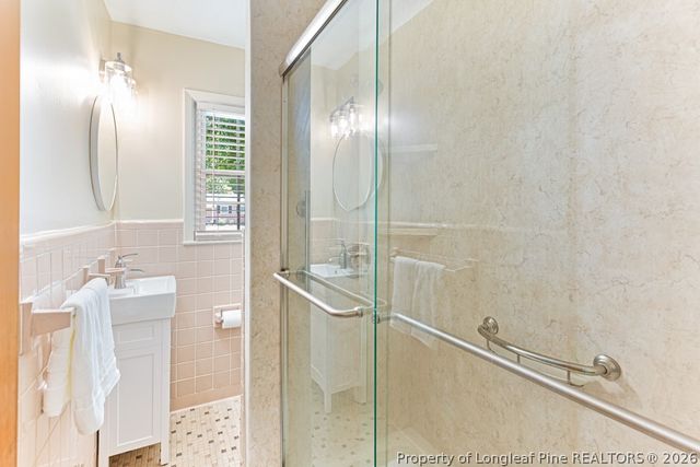 1802 Flintshire Road, Fayetteville, NC 28304