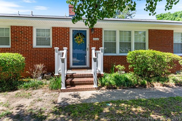 1802 Flintshire Road, Fayetteville, NC 28304