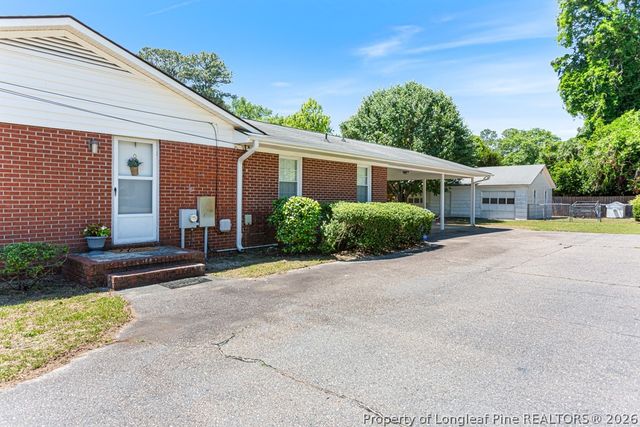 1802 Flintshire Road, Fayetteville, NC 28304