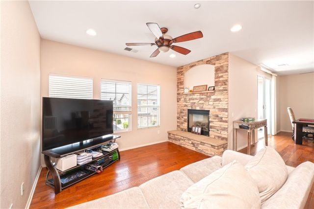 36338 Cinzia, Winchester, CA 92596