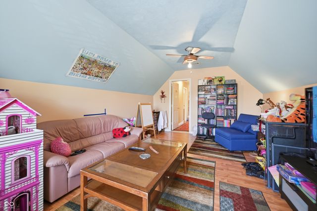 18715 Crestline Court, Noblesville, IN 46060