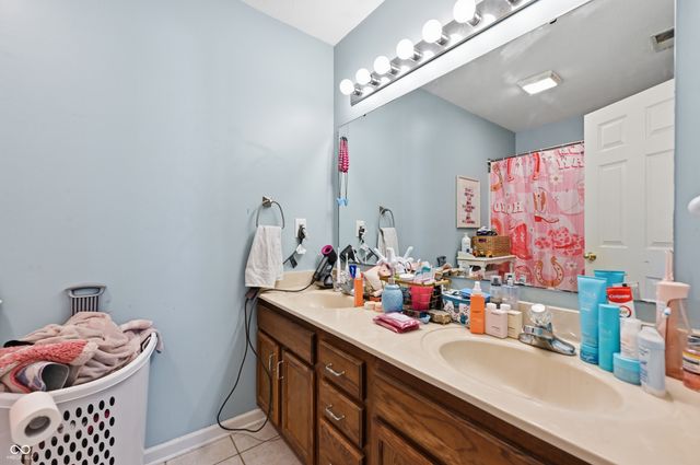 18715 Crestline Court, Noblesville, IN 46060