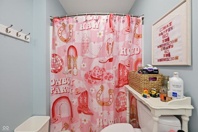 18715 Crestline Court, Noblesville, IN 46060