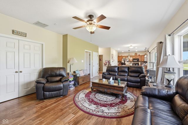 18715 Crestline Court, Noblesville, IN 46060