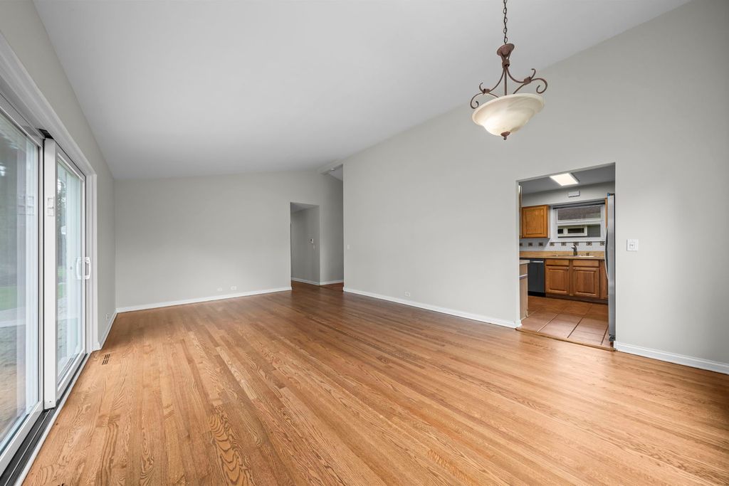 2612 Fontana Drive, Glenview, IL 60025 — photo 5