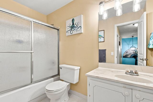 7175 Nova Drive, Davie, FL 33317