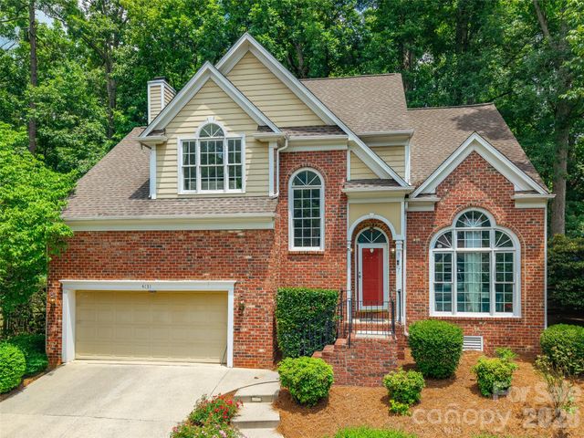 4131 Beauvista Drive, Charlotte, NC 28269