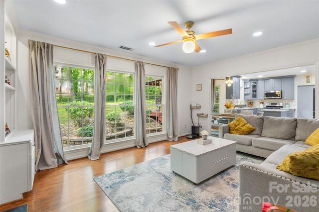 4131 Beauvista Drive, Charlotte, NC 28269