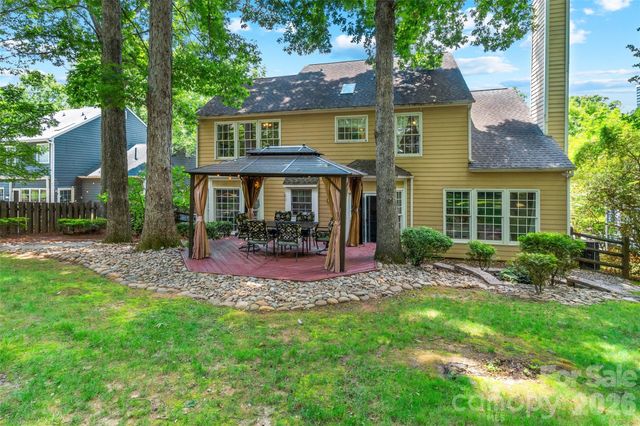 4131 Beauvista Drive, Charlotte, NC 28269