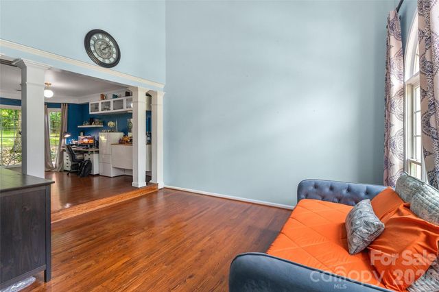 4131 Beauvista Drive, Charlotte, NC 28269