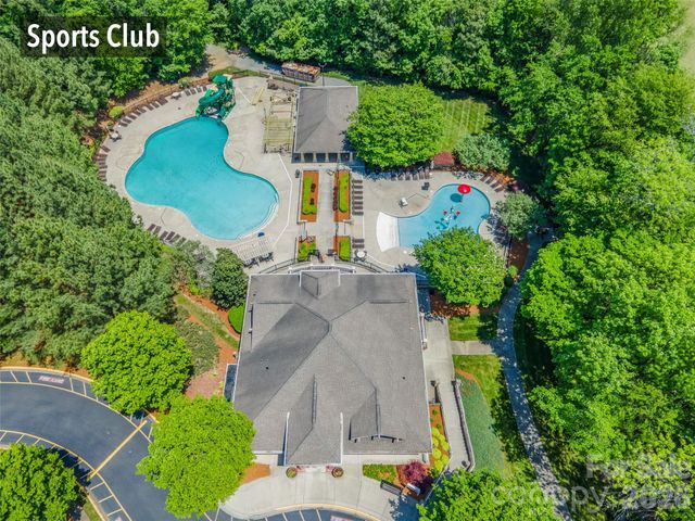 4131 Beauvista Drive, Charlotte, NC 28269