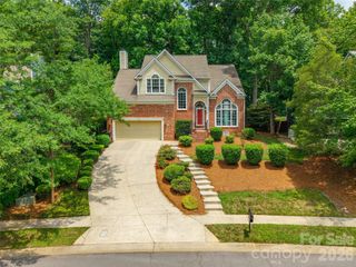 4131 Beauvista Drive, Charlotte, NC 28269