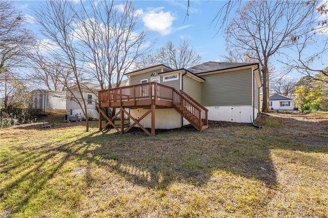 207 W Holt Street, Burlington, NC 27217