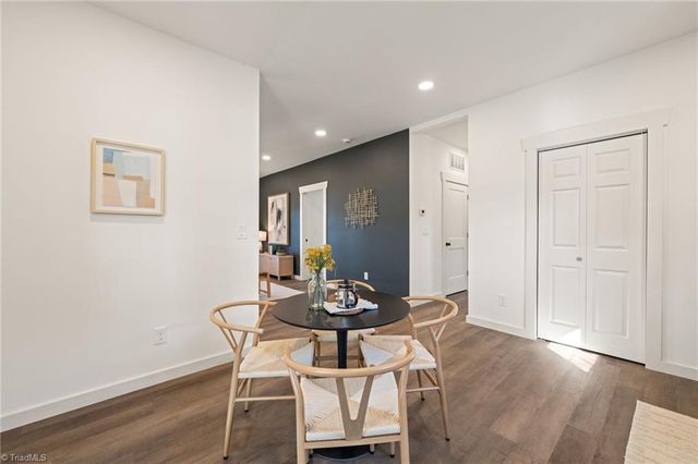 207 W Holt Street, Burlington, NC 27217