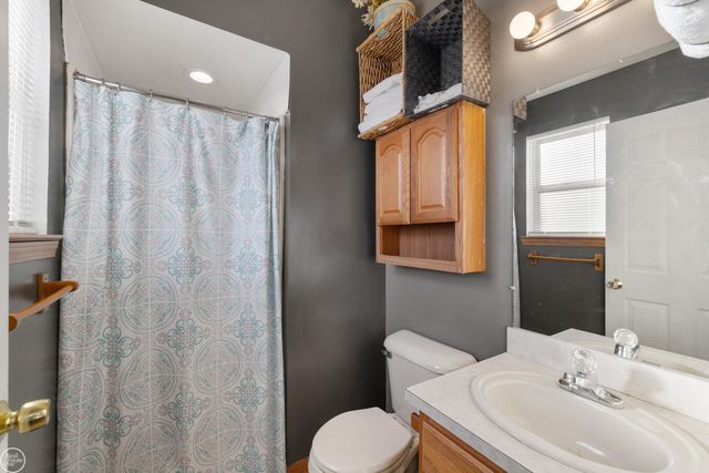 13850 Hartill Drive, Warren, MI 48089