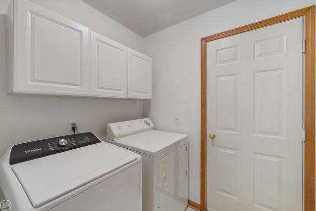 13850 Hartill Drive, Warren, MI 48089