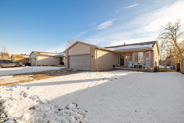 13850 Hartill Drive, Warren, MI 48089