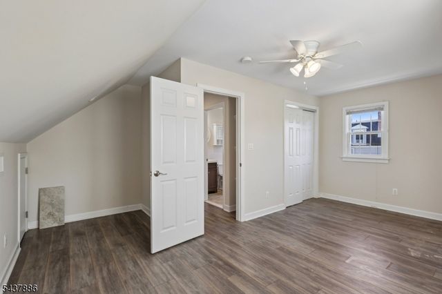 251 Main St, East Rutherford Boro, NJ 07073