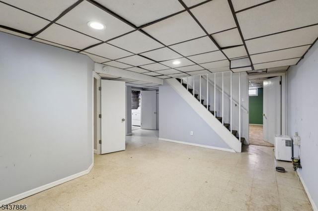 251 Main St, East Rutherford Boro, NJ 07073