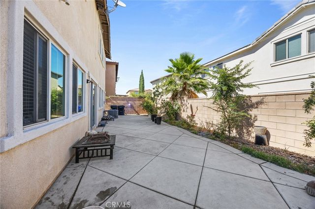 7065 Sweetleaf, Fontana, CA 92336