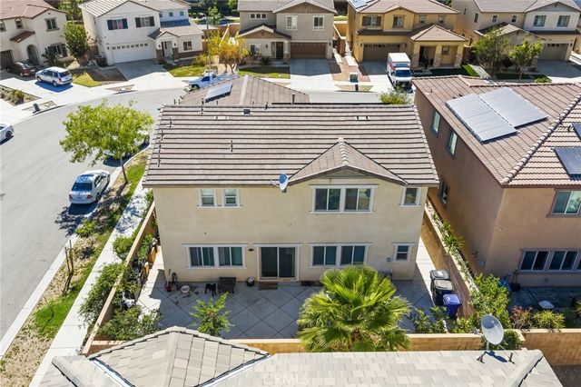 7065 Sweetleaf, Fontana, CA 92336