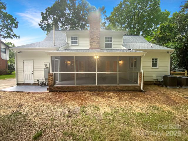 1212 Beechdale Drive, Charlotte, NC 28212