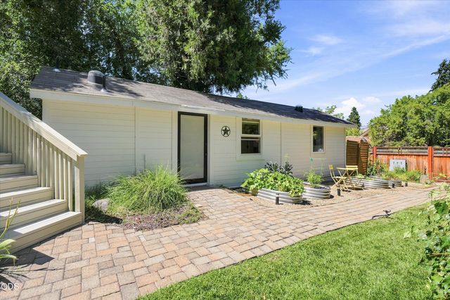 541 Fairview Street, Ashland, OR 97520