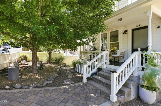 541 Fairview Street, Ashland, OR 97520