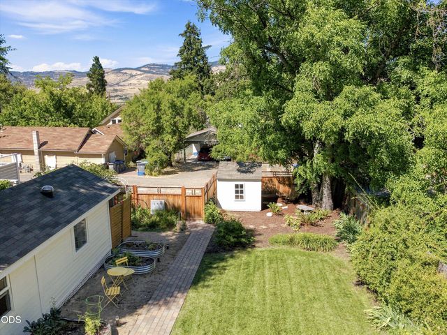 541 Fairview Street, Ashland, OR 97520